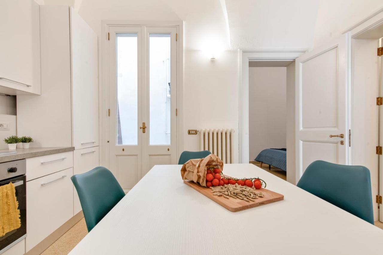Blue Loft - Old Town Apartment Sit Lecce Luaran gambar